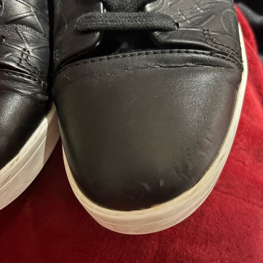 Calvin Klein black sneakers with all over print (used/flaws) - Picture 6 of 7